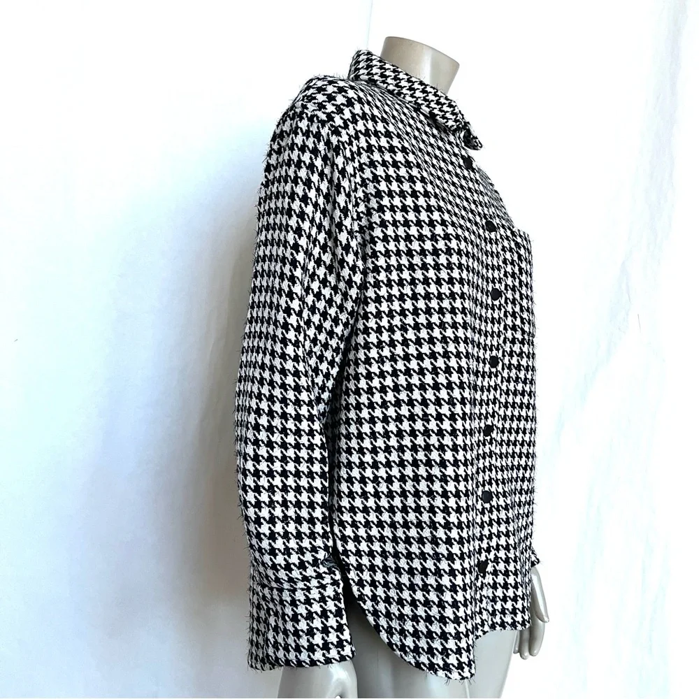 WAYF Women’s Houndstooth Shirt, Jacket - Picture 7 of 16